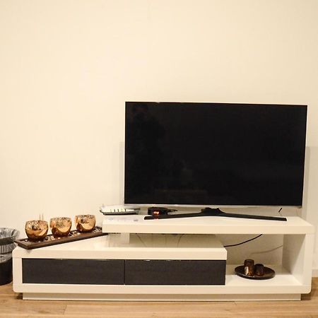 2 - High-Quality In The Heart Of Stuttgart 2 Apartment ภายนอก รูปภาพ