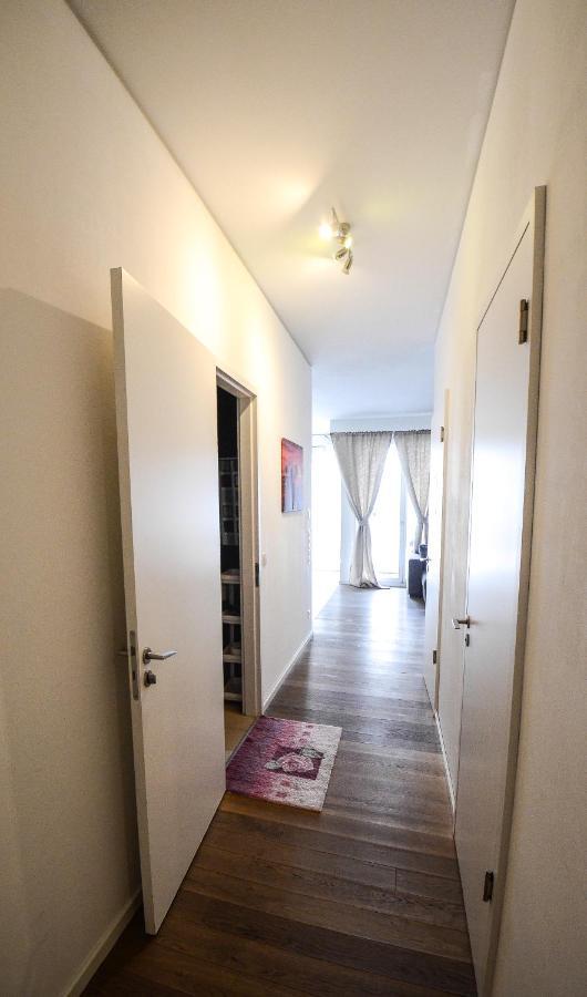 2 - High-Quality In The Heart Of Stuttgart 2 Apartment ภายนอก รูปภาพ