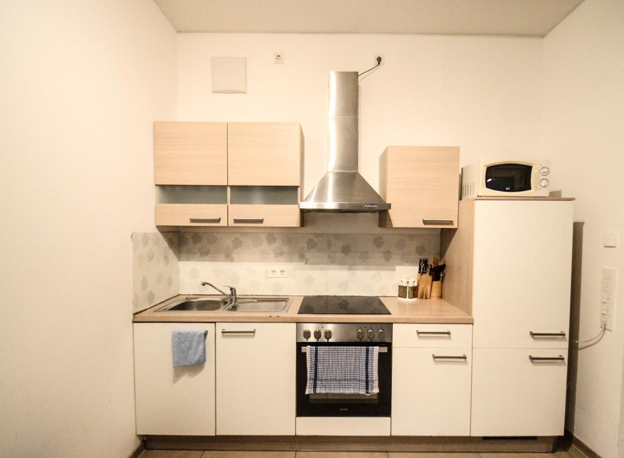 2 - High-Quality In The Heart Of Stuttgart 2 Apartment ภายนอก รูปภาพ