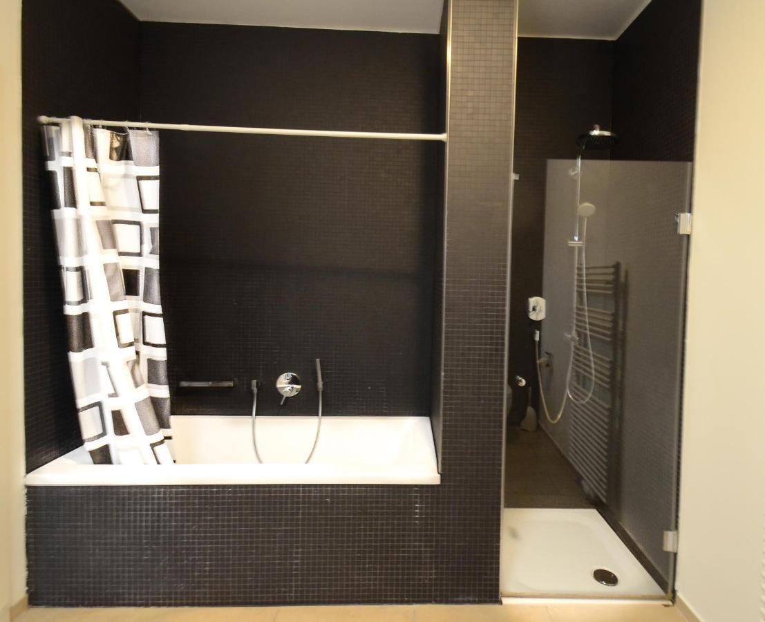 2 - High-Quality In The Heart Of Stuttgart 2 Apartment ภายนอก รูปภาพ