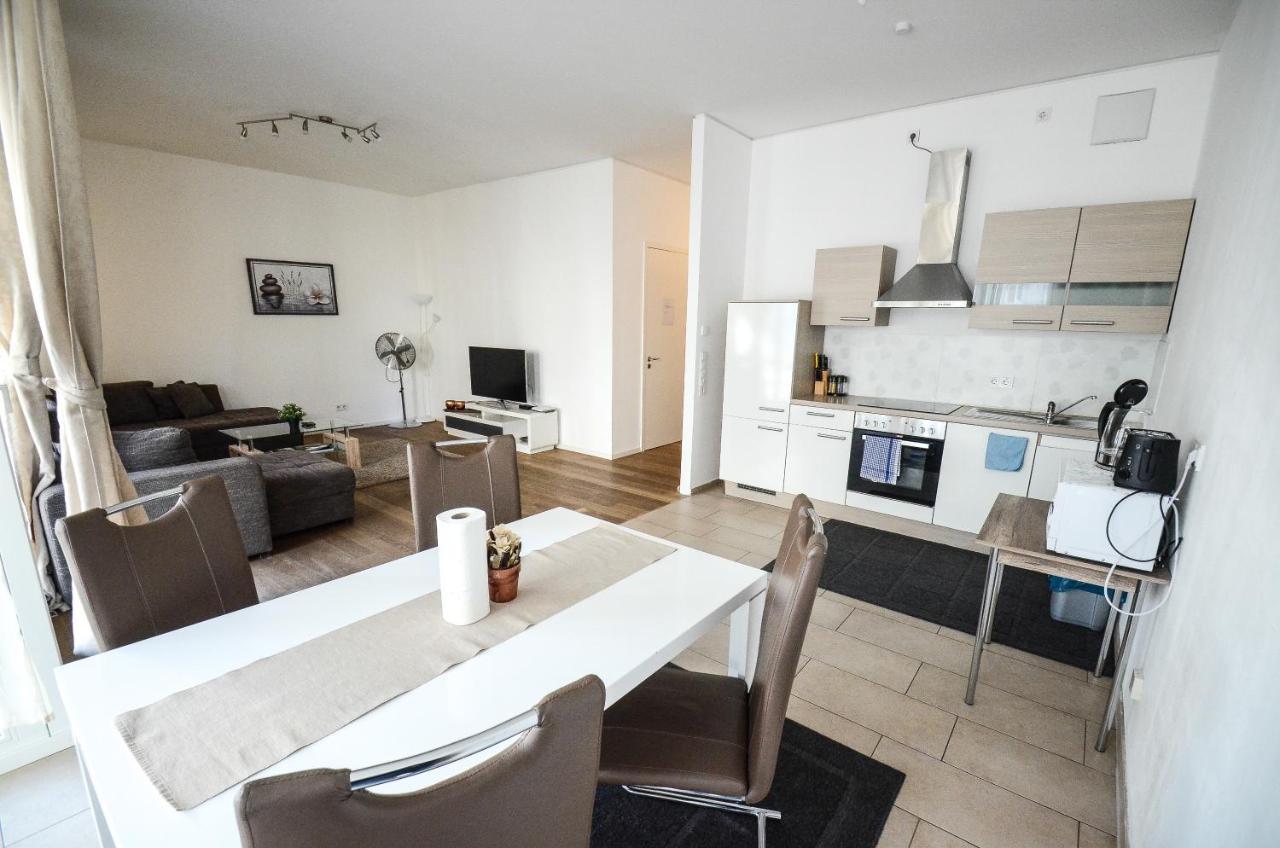 2 - High-Quality In The Heart Of Stuttgart 2 Apartment ภายนอก รูปภาพ