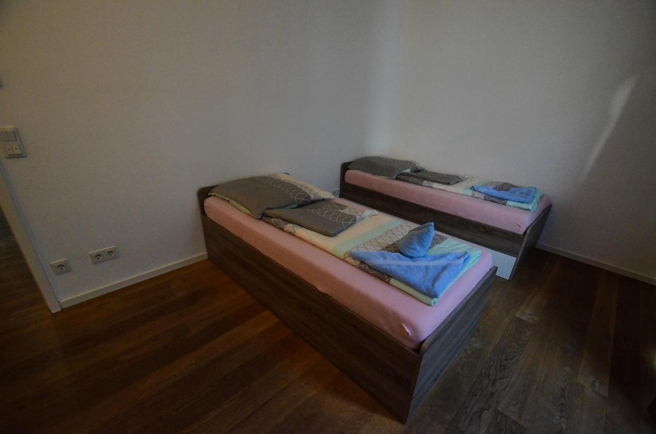 2 - High-Quality In The Heart Of Stuttgart 2 Apartment ภายนอก รูปภาพ