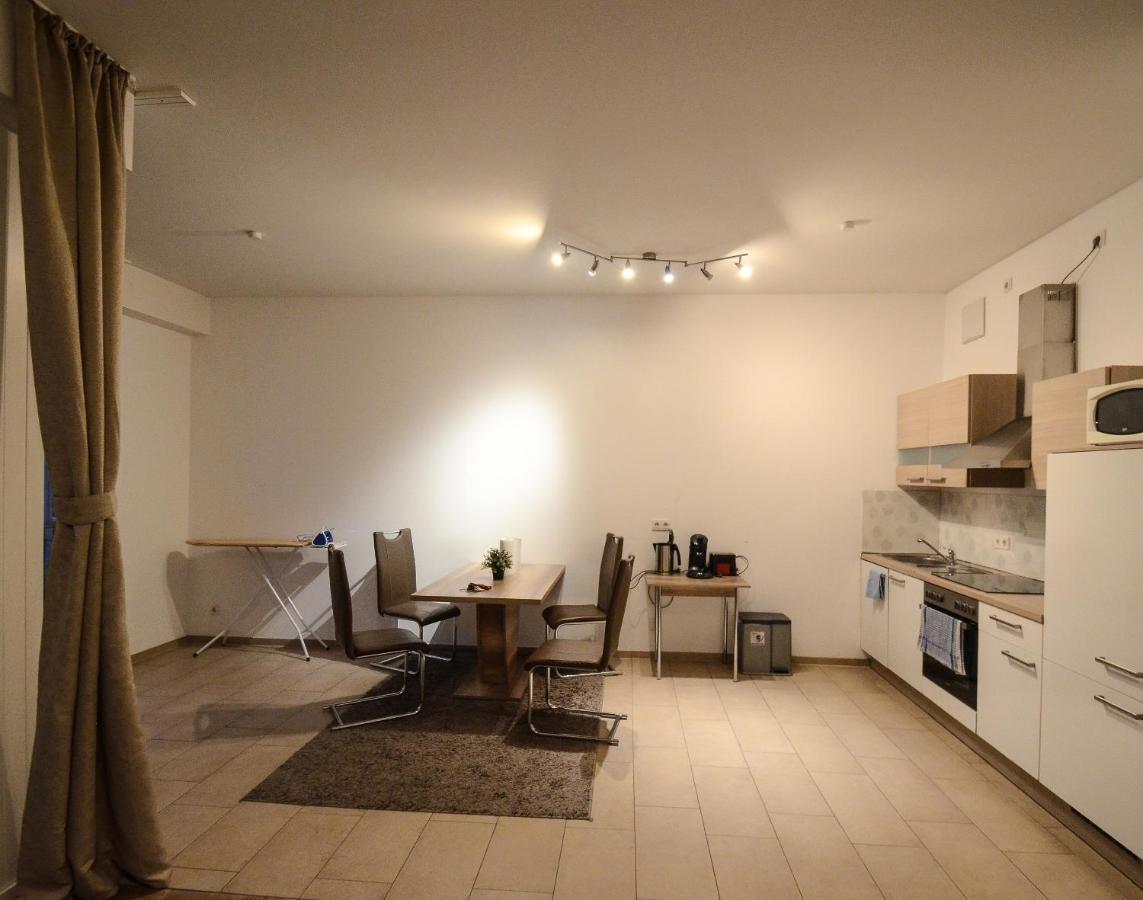 2 - High-Quality In The Heart Of Stuttgart 2 Apartment ภายนอก รูปภาพ