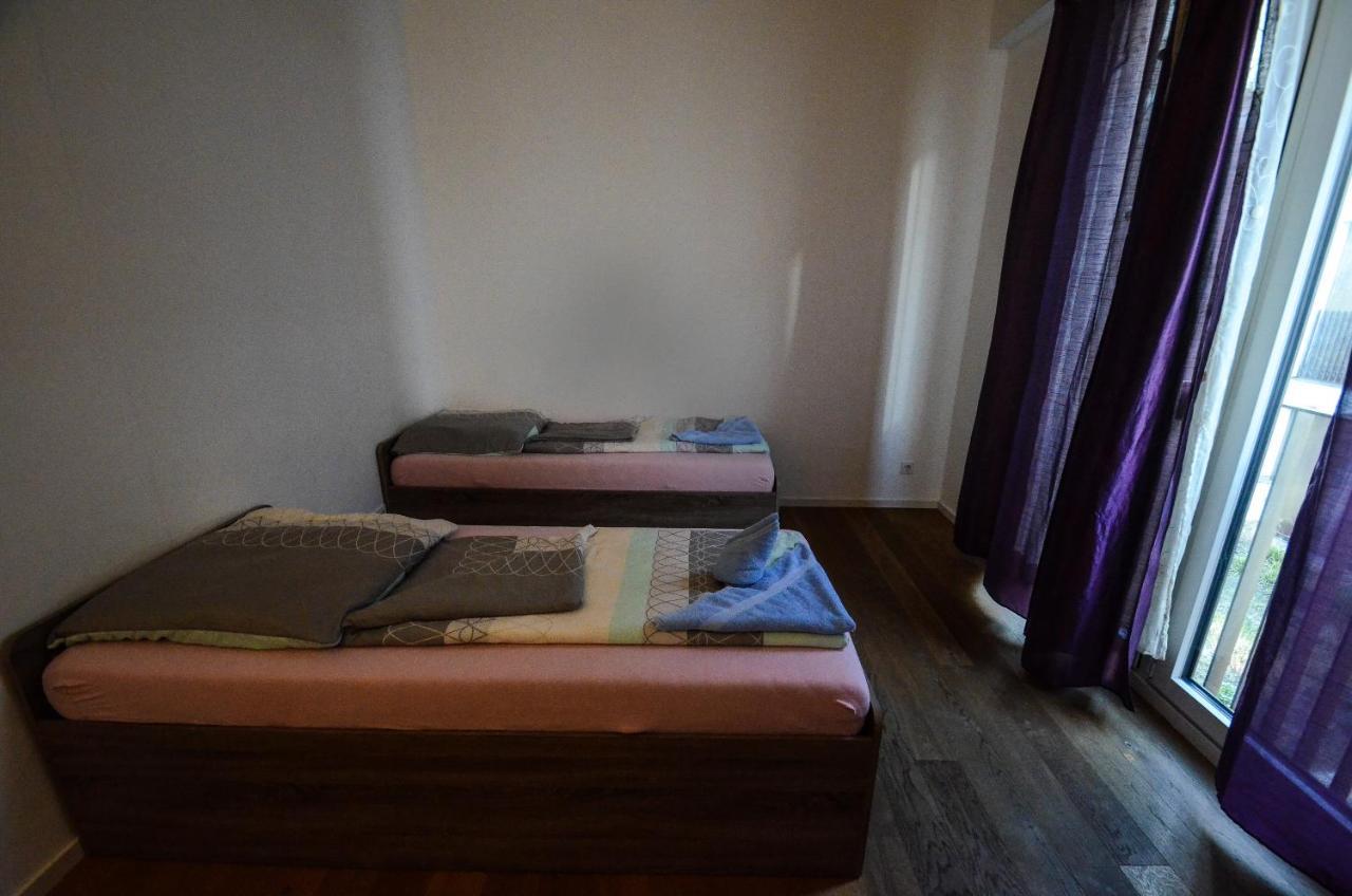 2 - High-Quality In The Heart Of Stuttgart 2 Apartment ภายนอก รูปภาพ