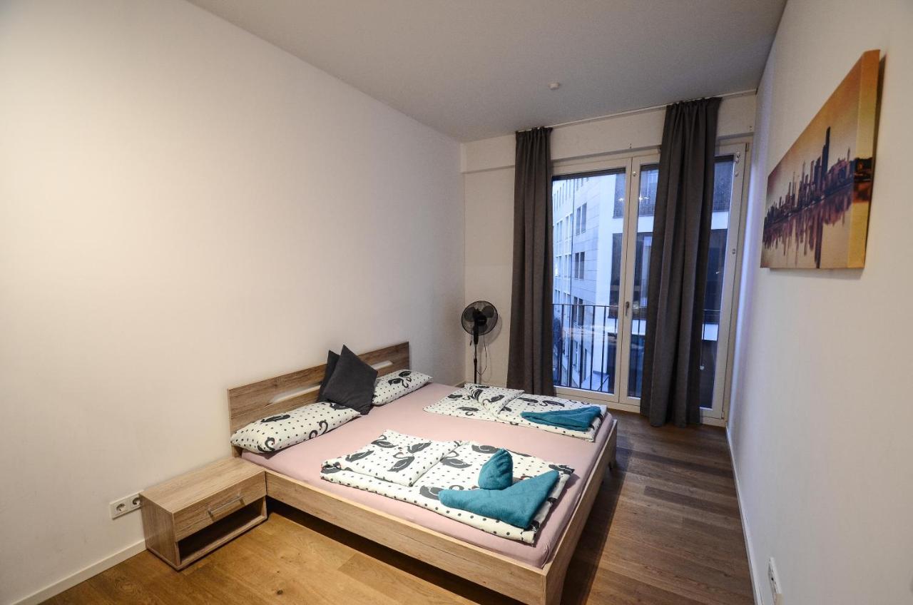 2 - High-Quality In The Heart Of Stuttgart 2 Apartment ภายนอก รูปภาพ