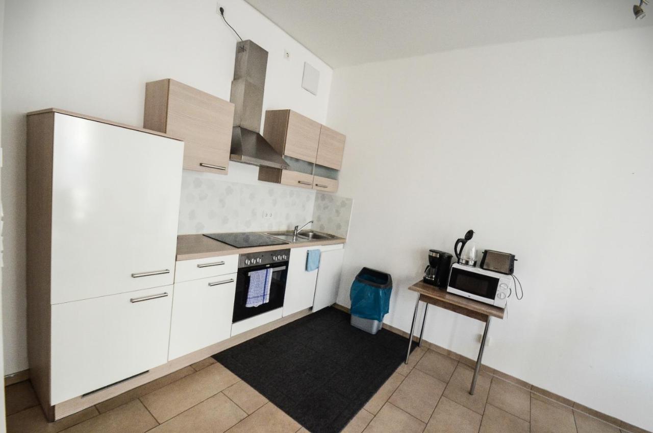 2 - High-Quality In The Heart Of Stuttgart 2 Apartment ภายนอก รูปภาพ