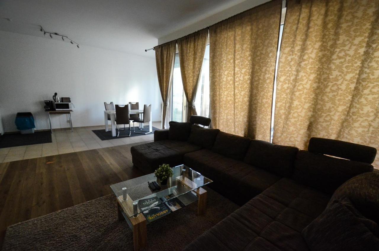 2 - High-Quality In The Heart Of Stuttgart 2 Apartment ภายนอก รูปภาพ